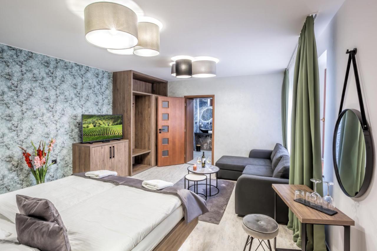 Hotel Beta Bzenec Eksteriør bilde