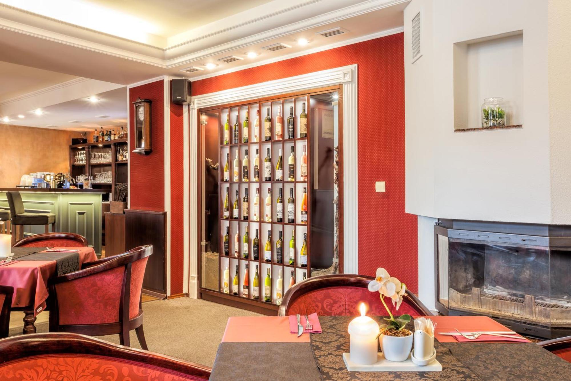 Hotel Beta Bzenec Eksteriør bilde